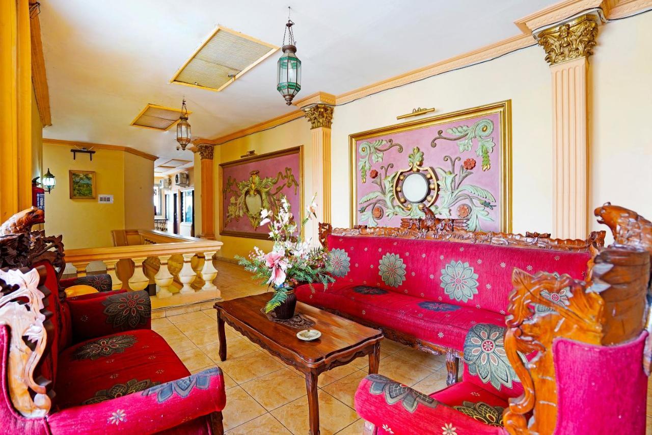 Hotel OYO 91390 Kost Grand Royal Elite Surabaya Exterior foto