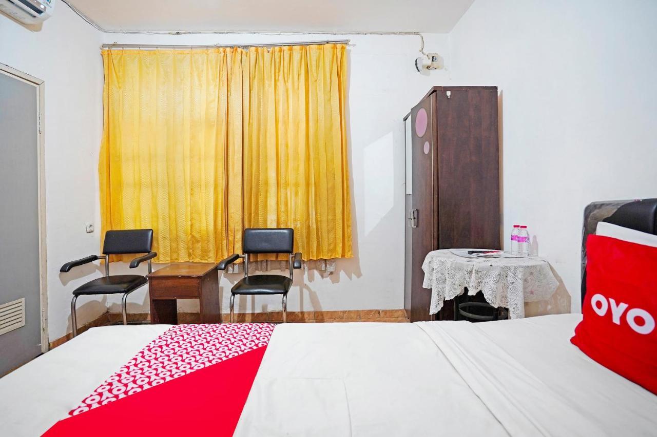 Hotel OYO 91390 Kost Grand Royal Elite Surabaya Exterior foto